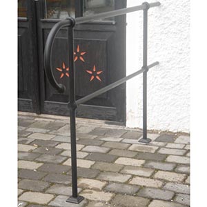 Fyrkantsbas med hål på västkusträcke