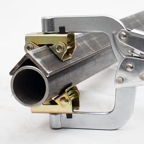 Svetstång Stonghand greppar rör och vinkel