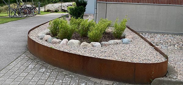 corten kantstöd utomhus