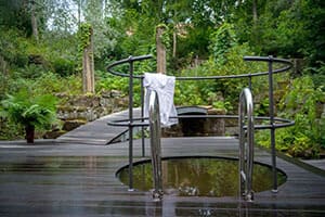 västkusträcke runt badtunna